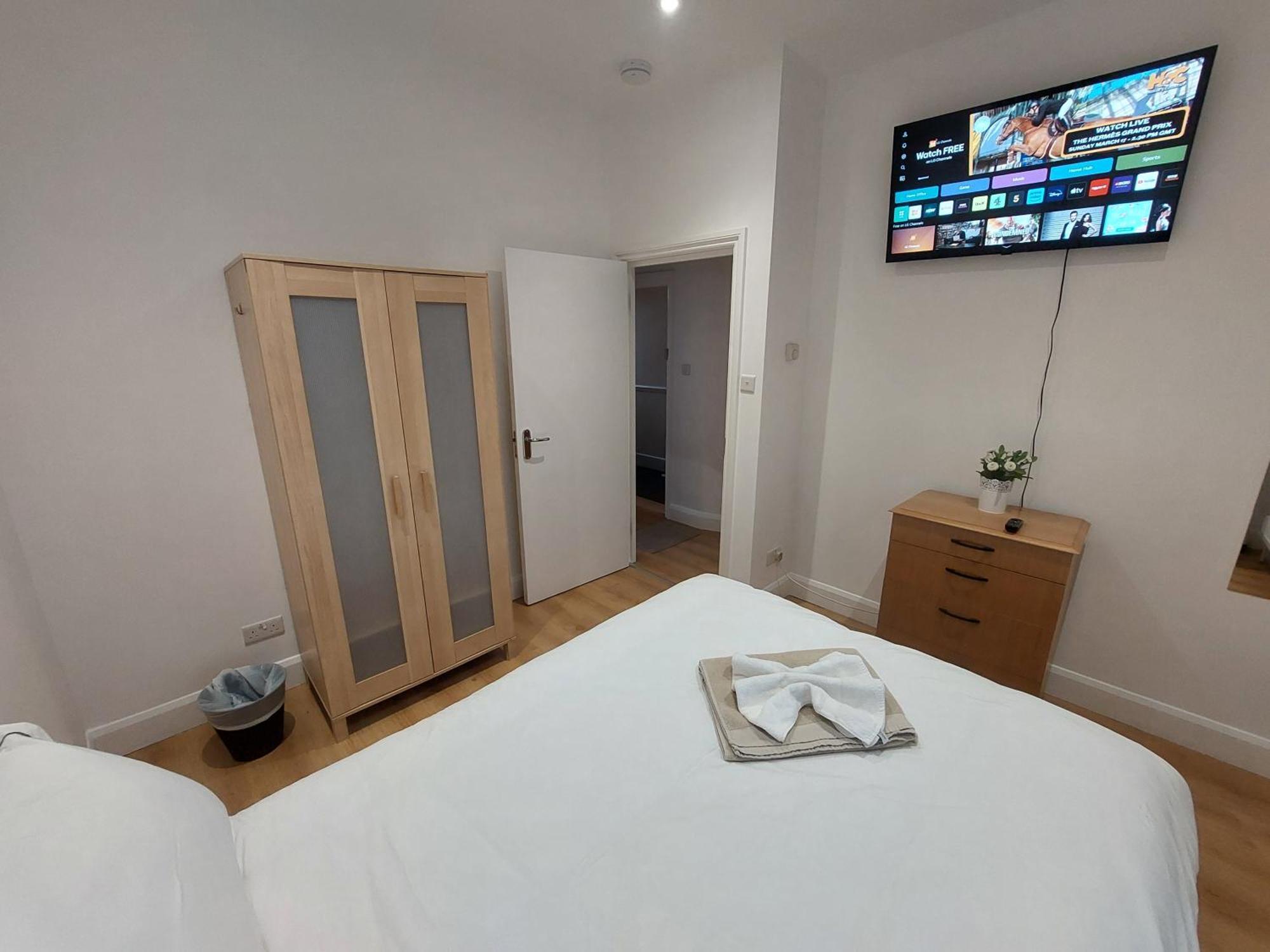 Cosy North Kensington Family Apartment For 4 Persons - Children Stay Free Λονδίνο Εξωτερικό φωτογραφία