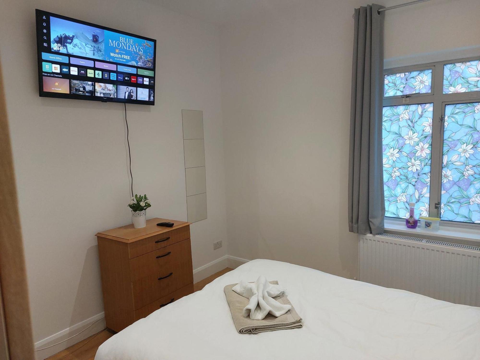 Cosy North Kensington Family Apartment For 4 Persons - Children Stay Free Λονδίνο Εξωτερικό φωτογραφία