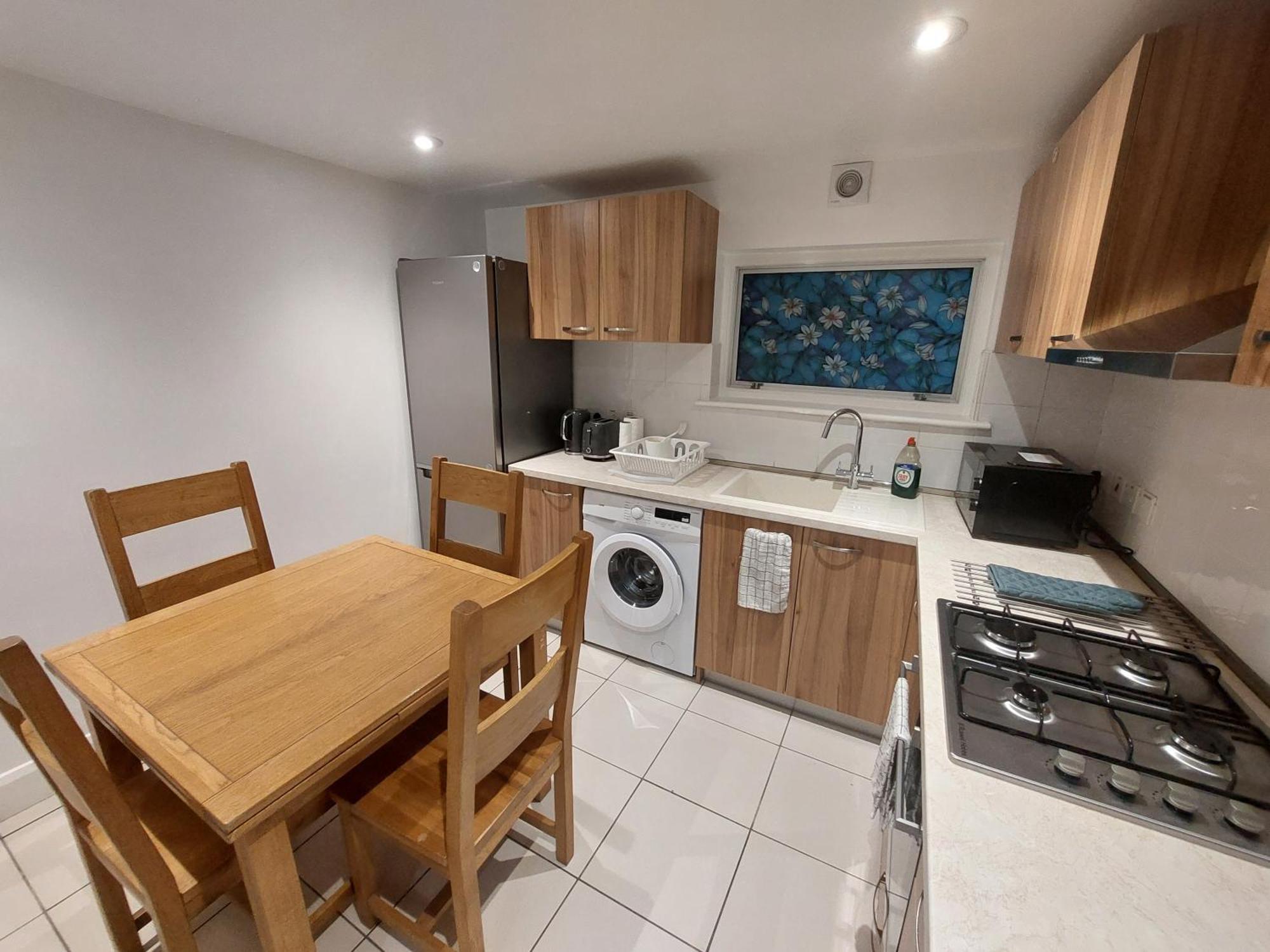 Cosy North Kensington Family Apartment For 4 Persons - Children Stay Free Λονδίνο Εξωτερικό φωτογραφία